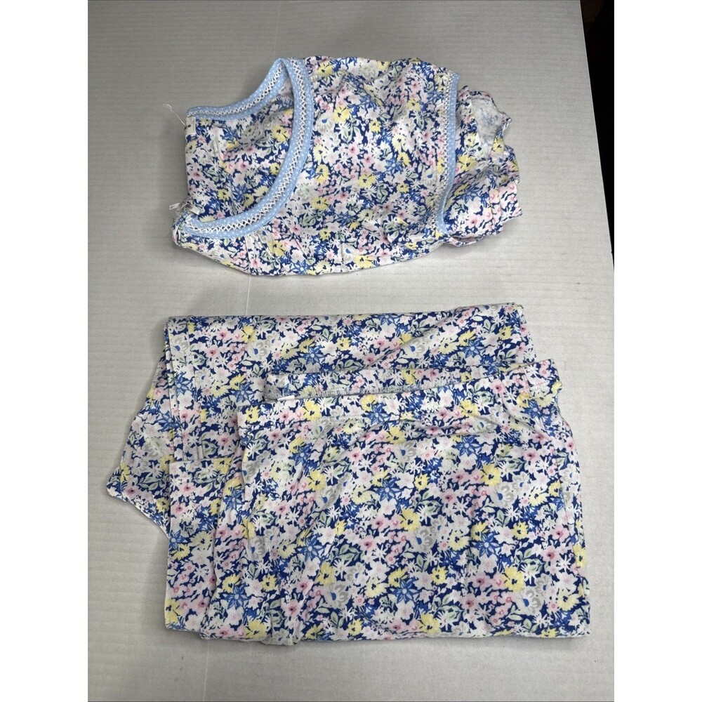 Miss Elaine Floral Cottagecore Capri Pajama Set Size XL Romantic Traditional